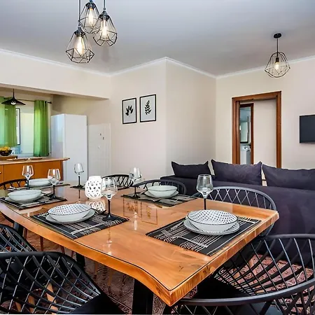 شقة Aristotelis Lakithra-lydia *